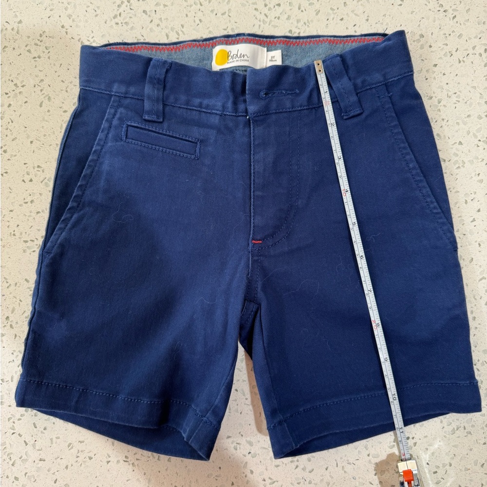 Mini Boden Navy Shorts adjustable waist size 2-3Y.